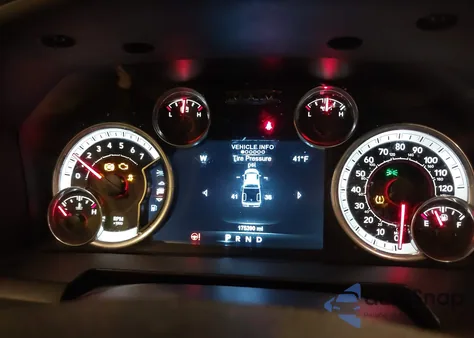 2015 Ram 1500 Big Horn z USA, uszkodzony, nr VIN 1C6RR7LG7FS673354